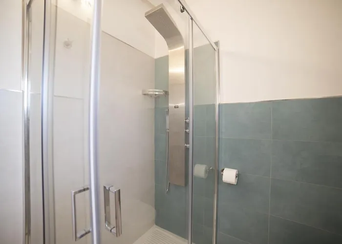 Residenza Montegrappa מלון דירות